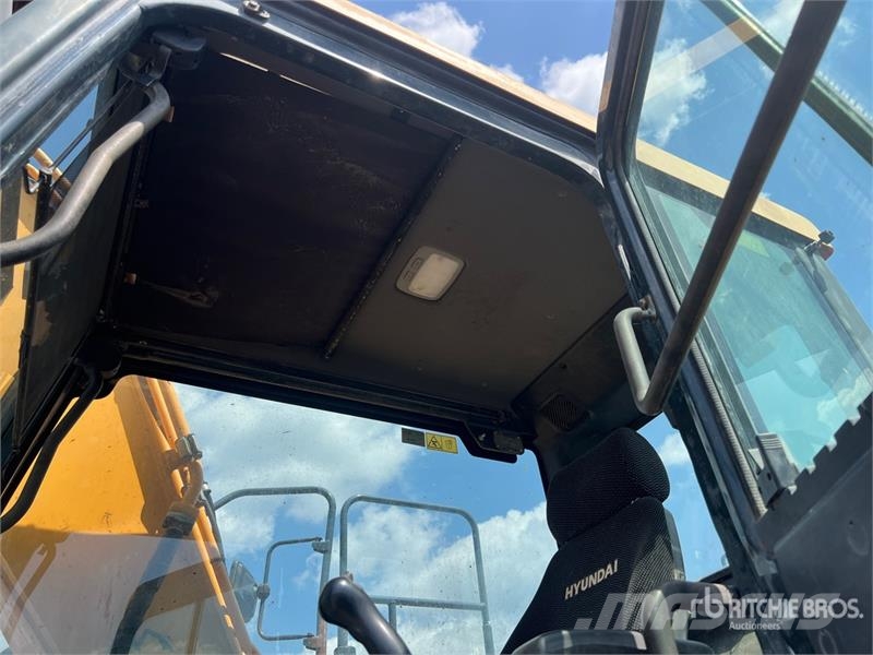 Hyundai HX160L Tracked Excavator Bageri guseničari