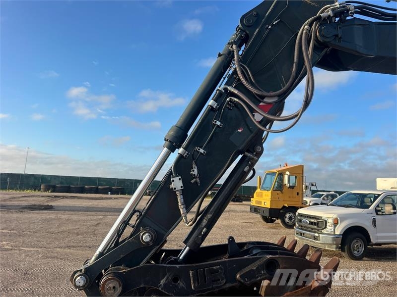 Hyundai HX235A LCR Tracked Excavator Bagri goseničarji