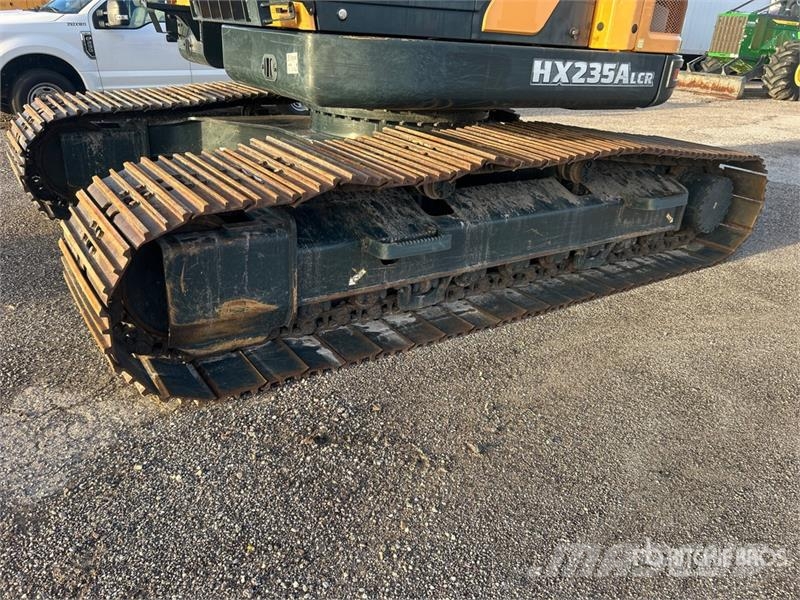 Hyundai HX235A LCR Tracked Excavator Bagri goseničarji