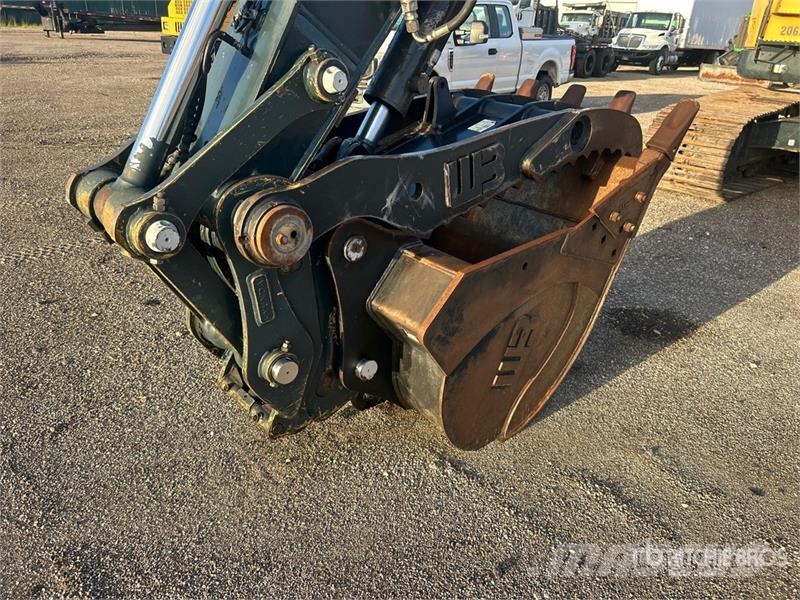 Hyundai HX235A LCR Tracked Excavator Bagri goseničarji