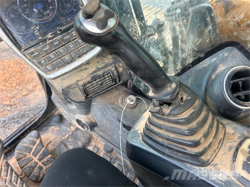 Hyundai HX330L Tracked Excavator Escavadoras de rastos