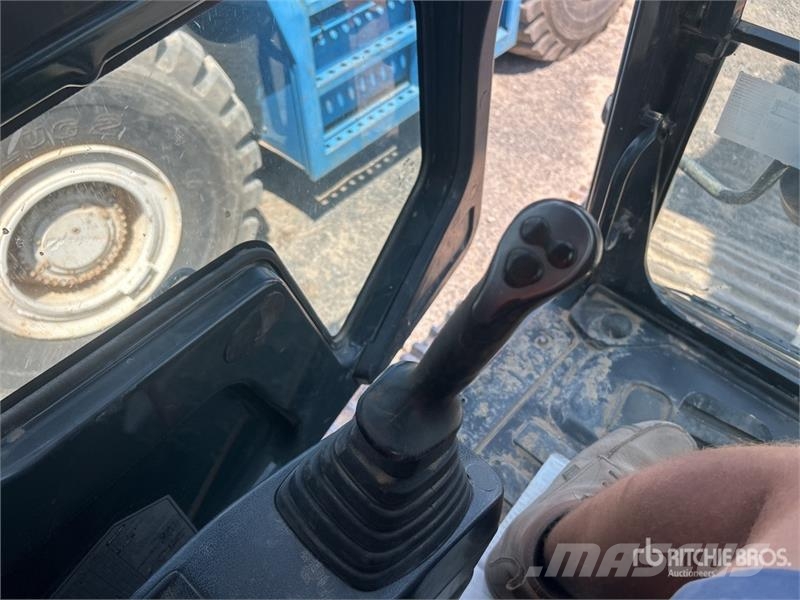 Hyundai HX480A L Bageri guseničari