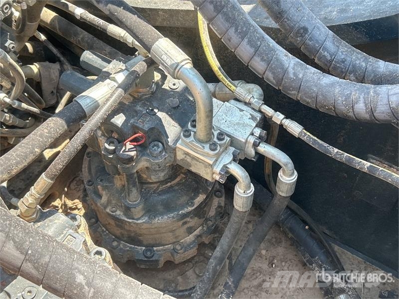 Hyundai HX480A L Bageri guseničari