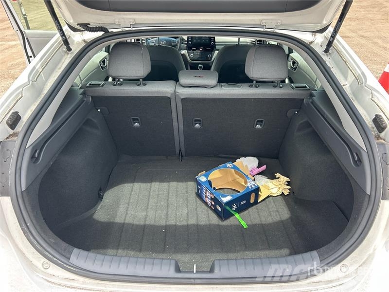 Hyundai Ioniq Hybrid Automobile Personbiler