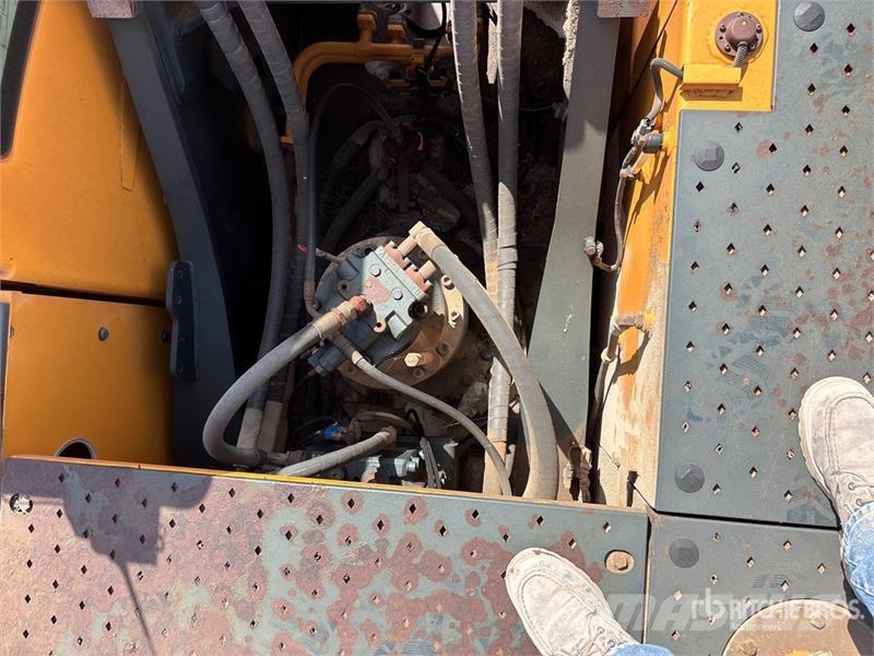 Hyundai R290LC-9 Long Reach Tracked Excavator (Inoperable) Bageri guseničari