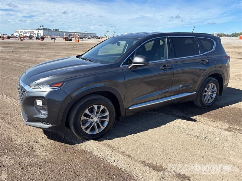 Hyundai Santa Fe AWD SUV 汽車