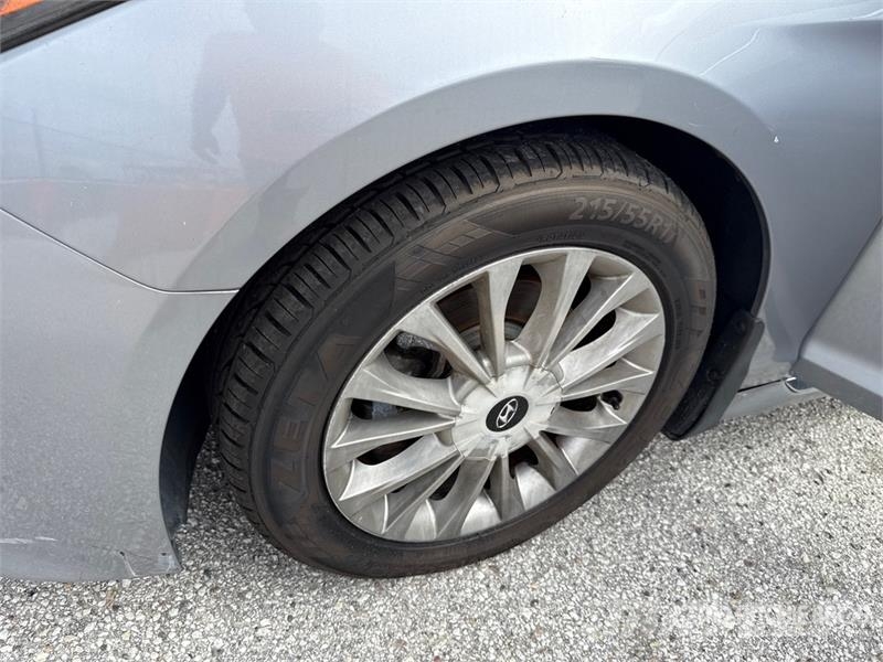 Hyundai Sonata Automobile Automobili