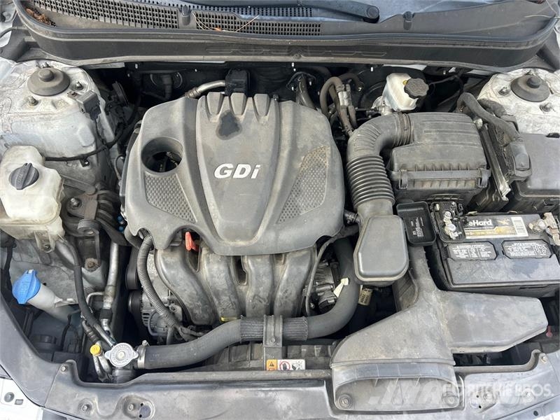 Hyundai Sonata Automobile Masini