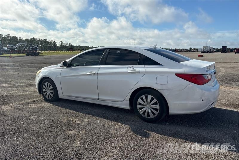 Hyundai Sonata Automobile Cars