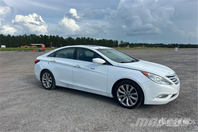 Hyundai Sonata Automobile Masini