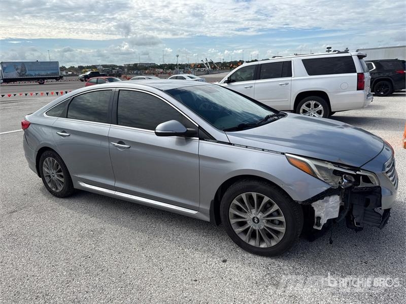Hyundai Sonata Automobile Automobili