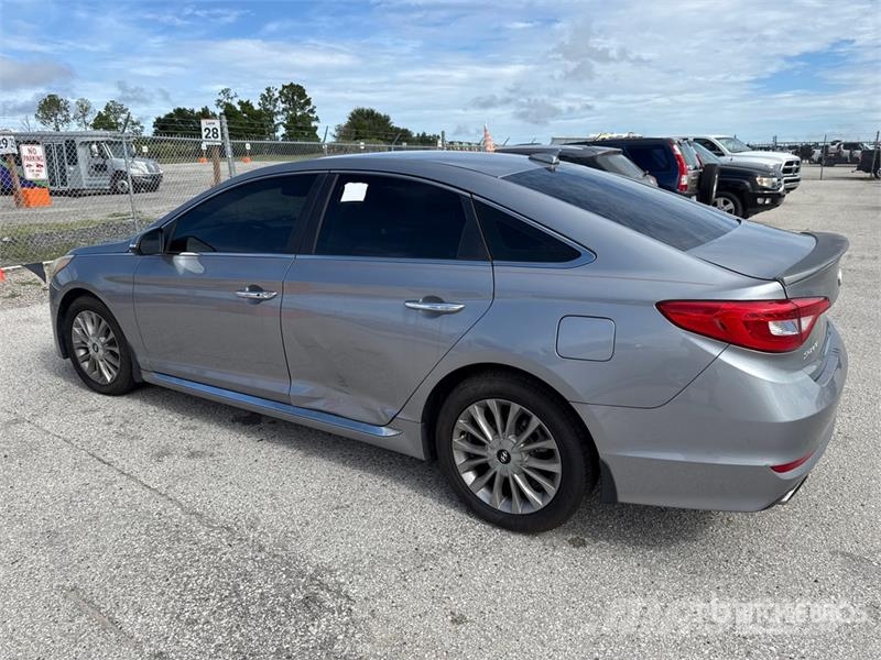 Hyundai Sonata Automobile Automobili