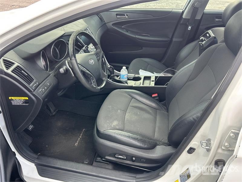 Hyundai Sonata Automobile Masini