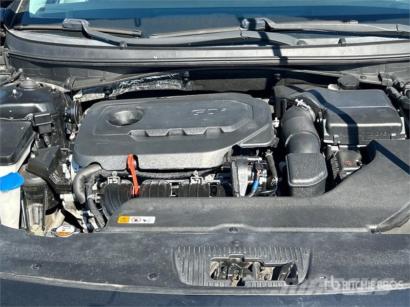 Hyundai Sonata SE Automobile Avtomobili