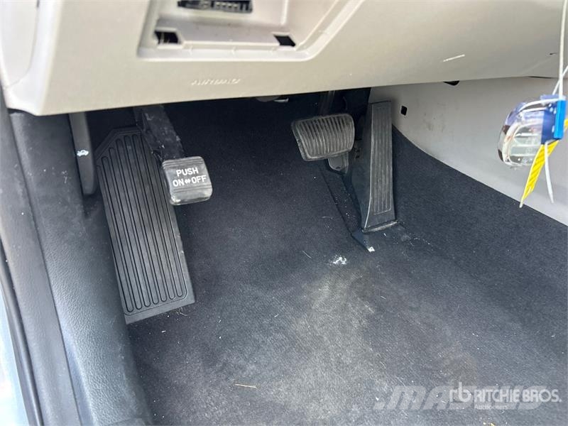 Hyundai Sonata SE Hybrid Automobile Avtomobili