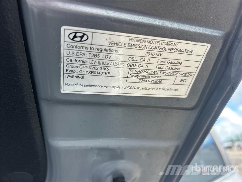 Hyundai Sonata SE Hybrid Automobile Avtomobili