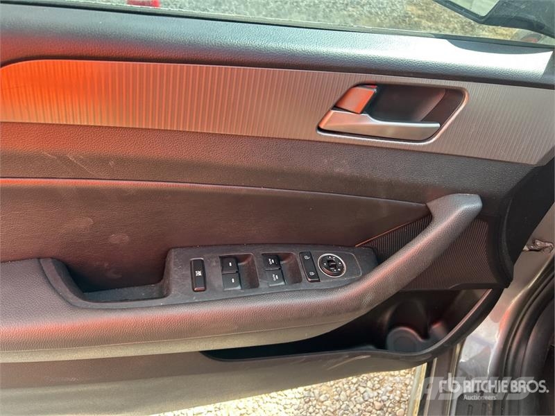 Hyundai Sonata Sport Automobile Personbiler