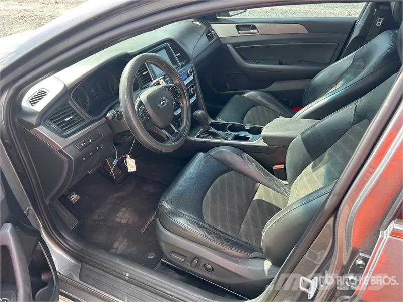 Hyundai Sonata Sport Automobile Personbiler