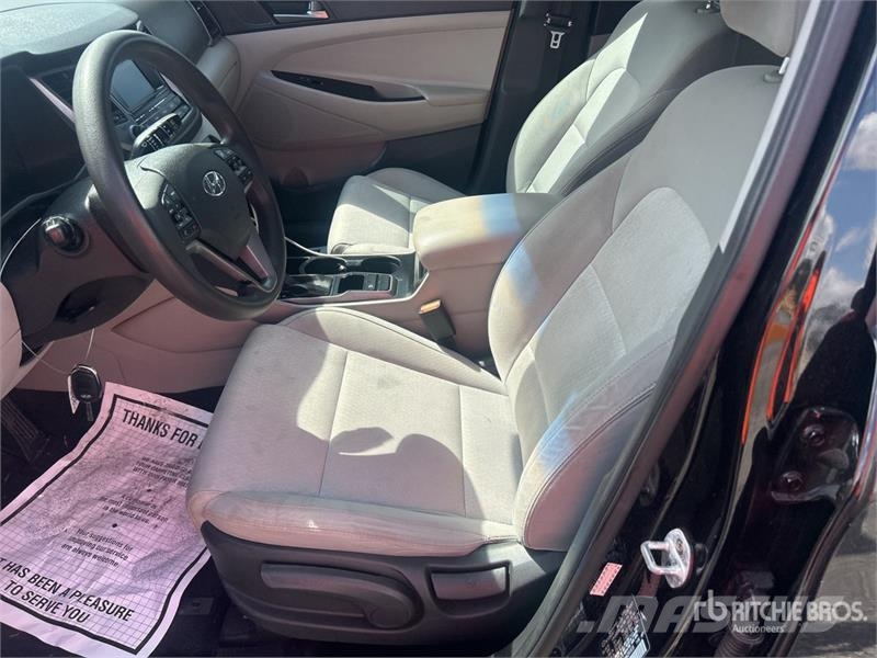 Hyundai Tucson 汽车