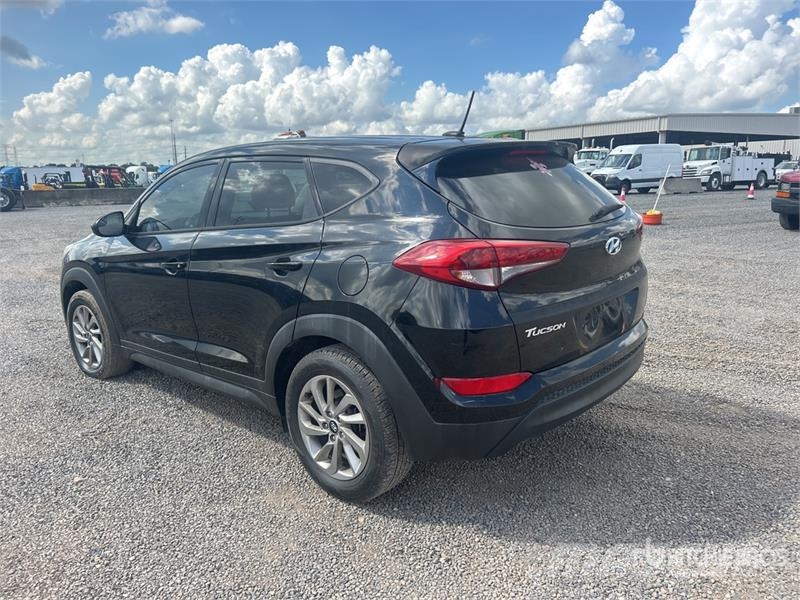 Hyundai Tucson 汽车