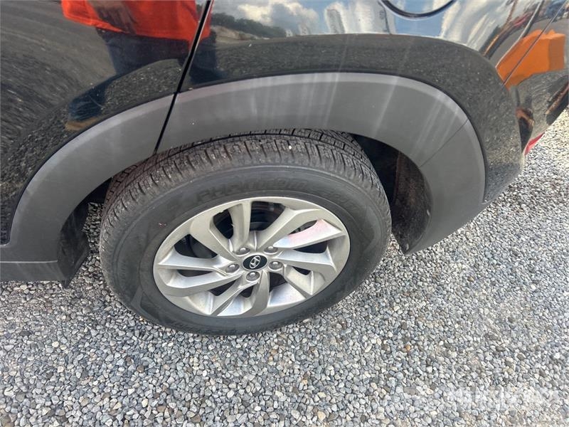 Hyundai Tucson 汽车