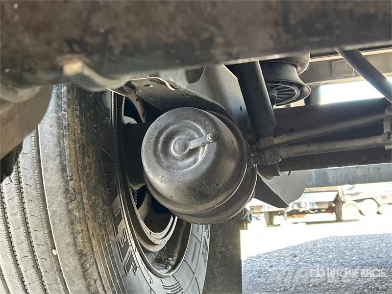 Hyundai VC2530152-AJS Прицепы-фургоны