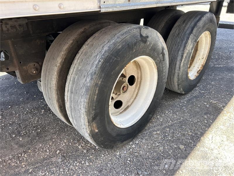 Hyundai VC2530152-AJS Прицепы-фургоны