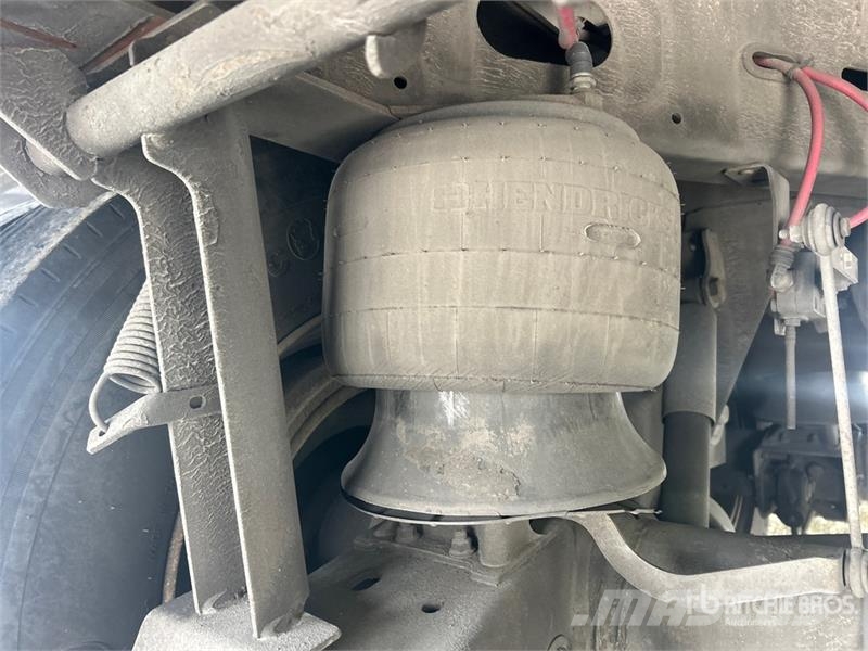 Hyundai VC2530152-AJS Remorque Fourgon