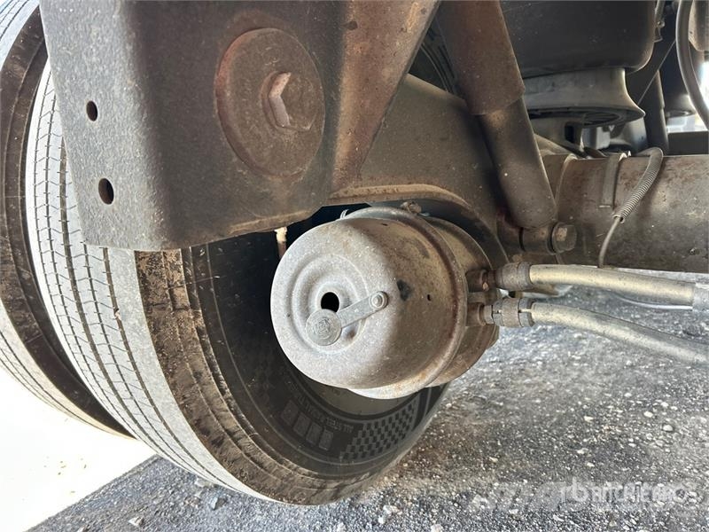Hyundai VC2530152-AJS Прицепы-фургоны