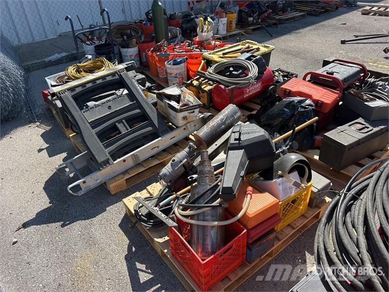 ICS No. 853 Hydraulic concrete cutting chainsaw/ h Gradbeništvo - drugo