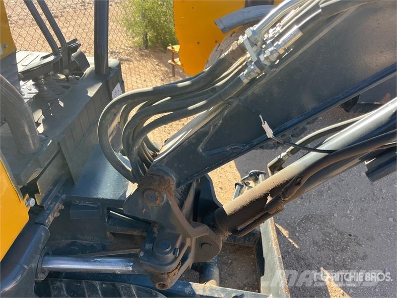 IHI 17VX3 Mini Excavator Minigrävare < 7t