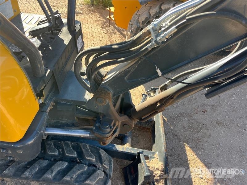IHI 17VX3 Mini Excavator Minigrävare < 7t