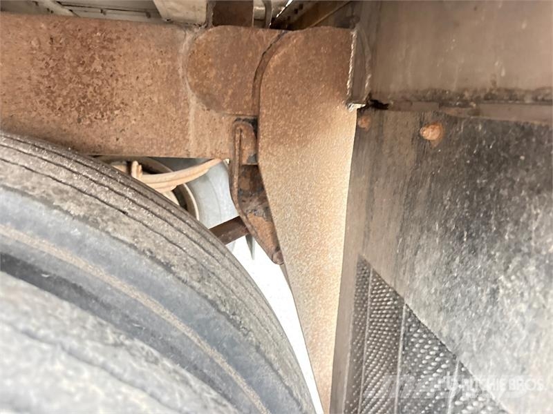IMCO 45 ft x 96 in T/A Open-Top 45 ft Chip Trailer Remolques de volteo para virutas de madera