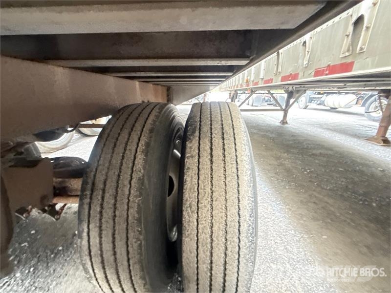 IMCO 45 ft x 96 in T/A Open-Top 45 ft Chip Trailer Remolques de volteo para virutas de madera