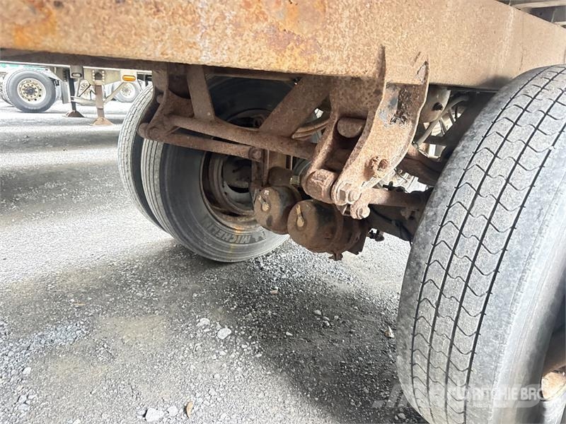IMCO 45 ft x 96 in T/A Open-Top 45 ft Chip Trailer Remolques de volteo para virutas de madera