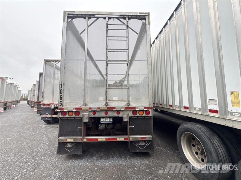 IMCO 45 ft x 96 in T/A Open-Top 45 ft Chip Trailer Remolques de volteo para virutas de madera