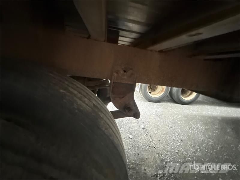 IMCO 45 ft x 96 in T/A Open-Top 45 ft Chip Trailer Remolques de volteo para virutas de madera
