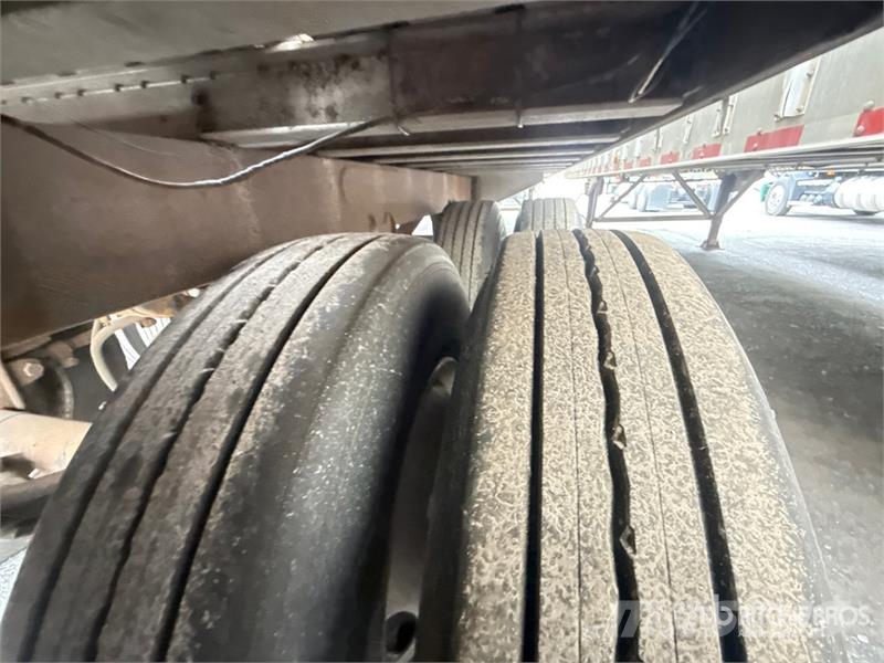 IMCO 45 ft x 96 in T/A Open-Top 45 ft Chip Trailer Remolques de volteo para virutas de madera