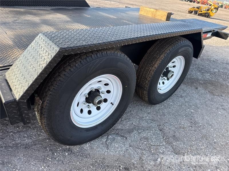 Industries America 227T 22 ft T/A Tilt Deck Traile Низькорамні причепи