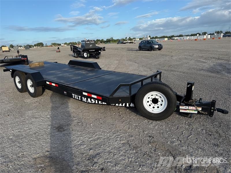 Industries America 227T 22 ft T/A Tilt Deck Traile Низькорамні причепи