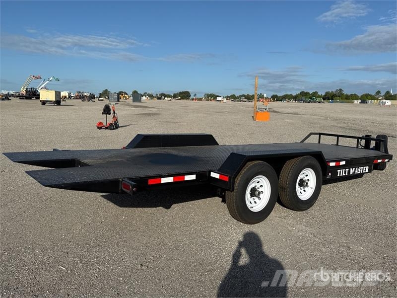 Industries America 227T 22 ft T/A Tilt Deck Traile Низькорамні причепи