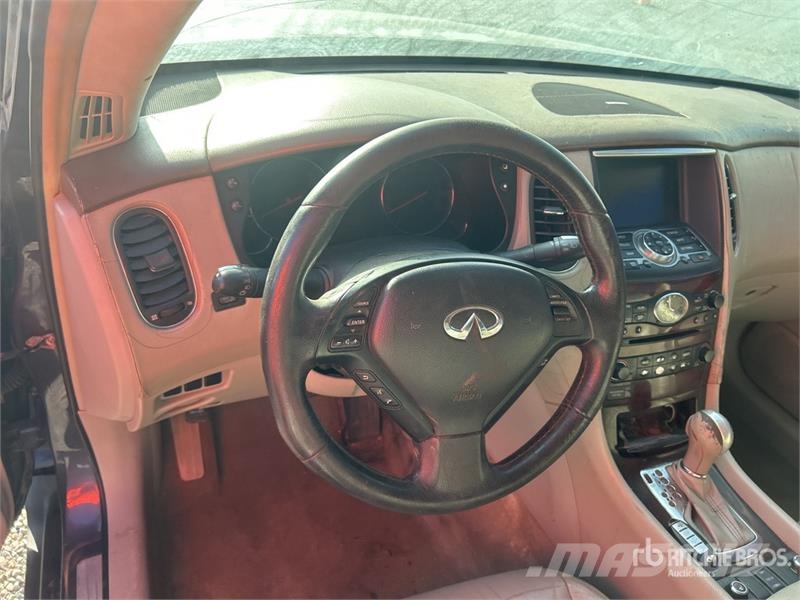 Infiniti EX35 AWD SUV Otomobiller