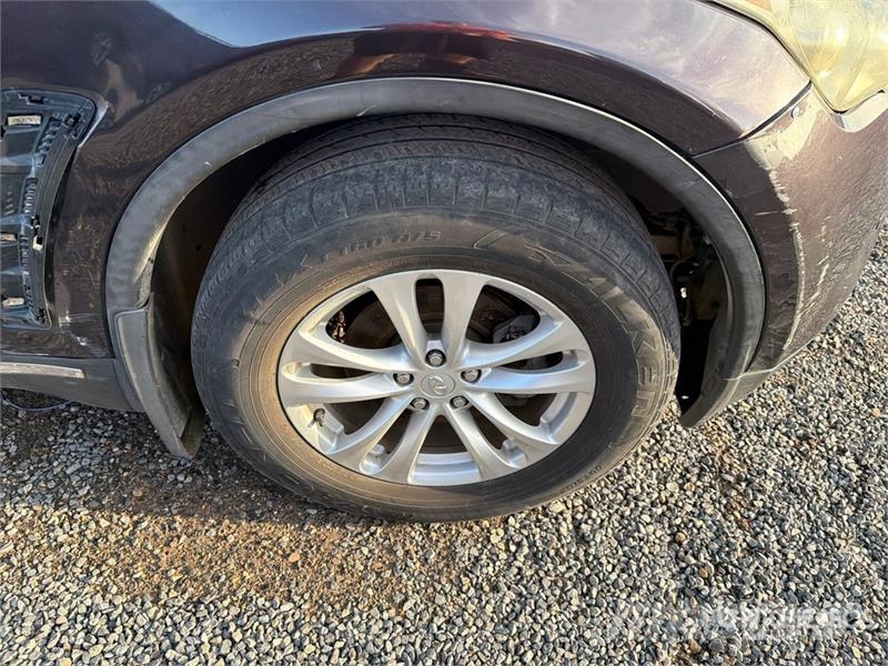 Infiniti FX35 AWD SUV 汽车