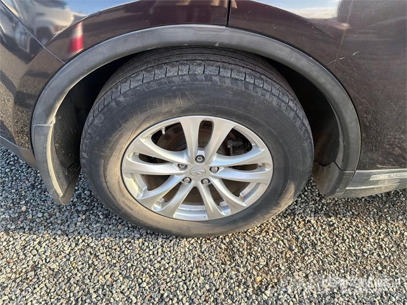 Infiniti FX35 AWD SUV 汽车