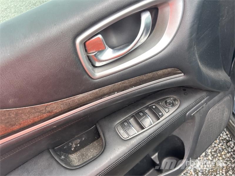 Infiniti QX60 2WD SUV 汽车