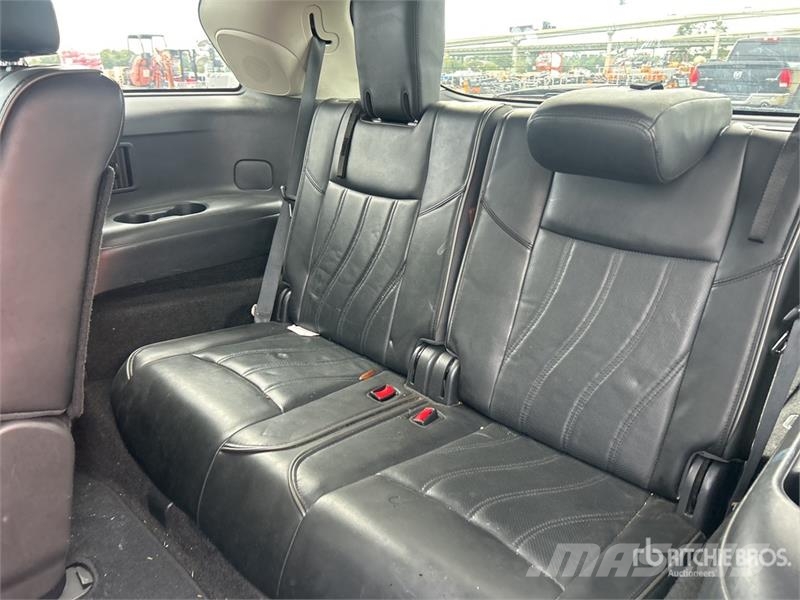 Infiniti QX60 2WD SUV 汽车