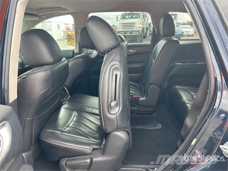 Infiniti QX60 2WD SUV 汽车