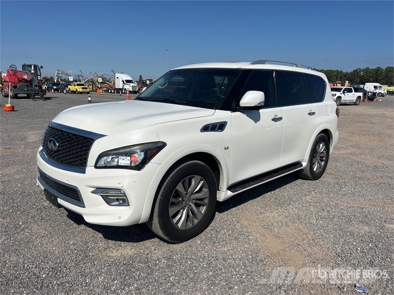Infiniti QX80 2WD SUV Avtomobili