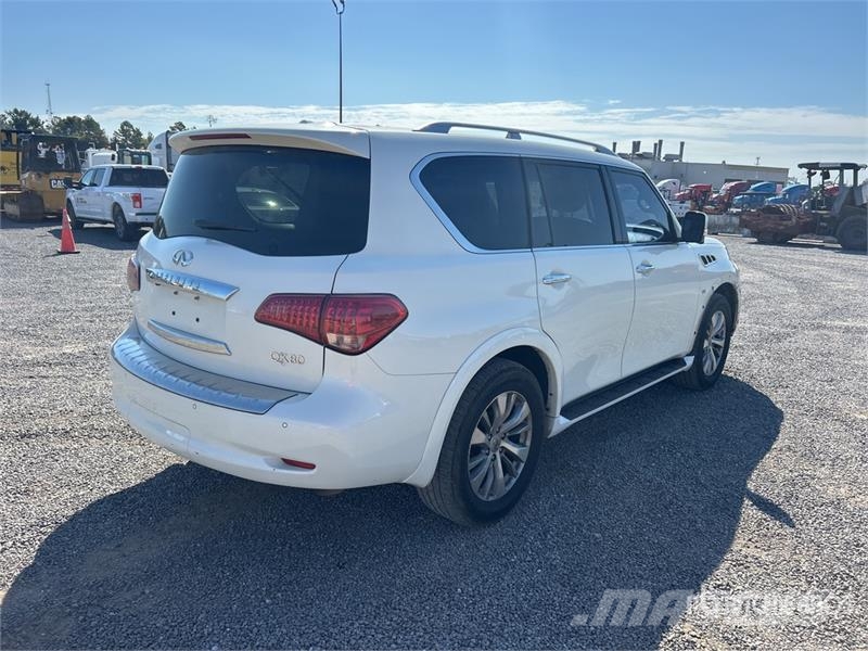 Infiniti QX80 2WD SUV Avtomobili