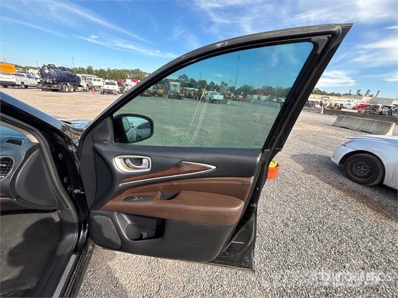  Infinity JX35 2WD SUV Sõiduautod